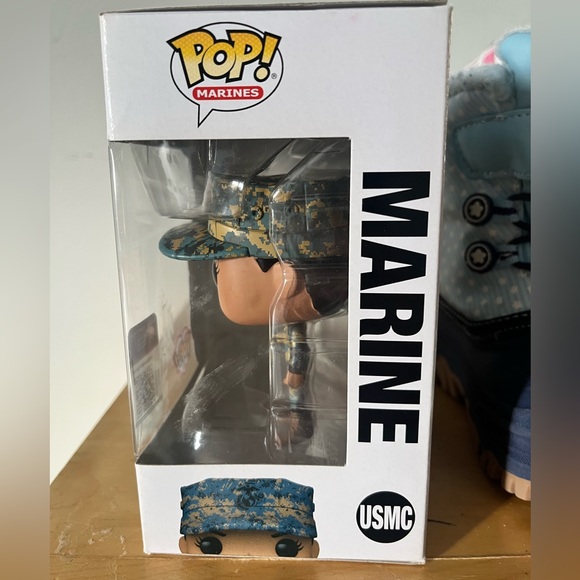 Funko POP pop Military Marine -Female - Picture 4 of 7